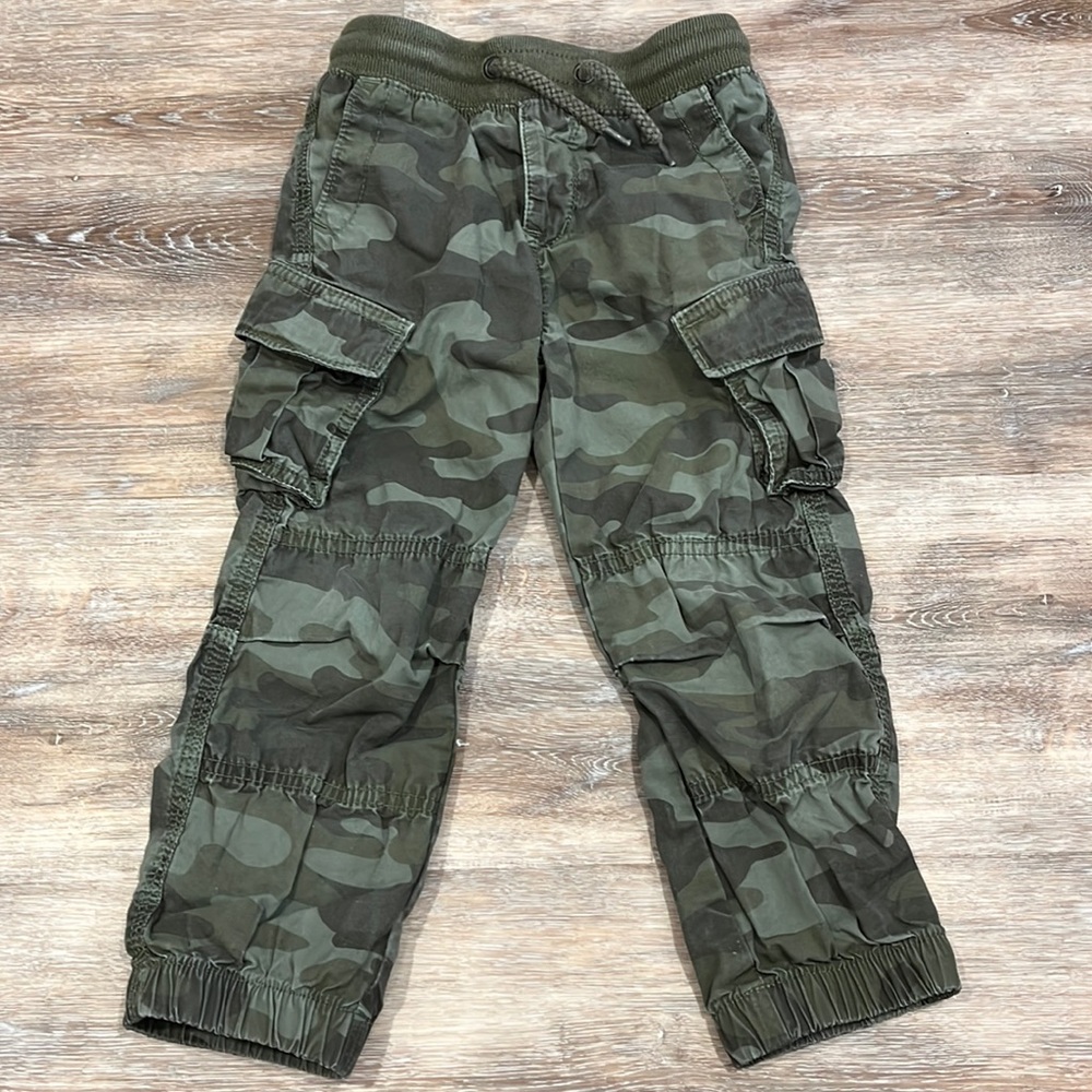 Gap Toddler Boys camp pants, 3T